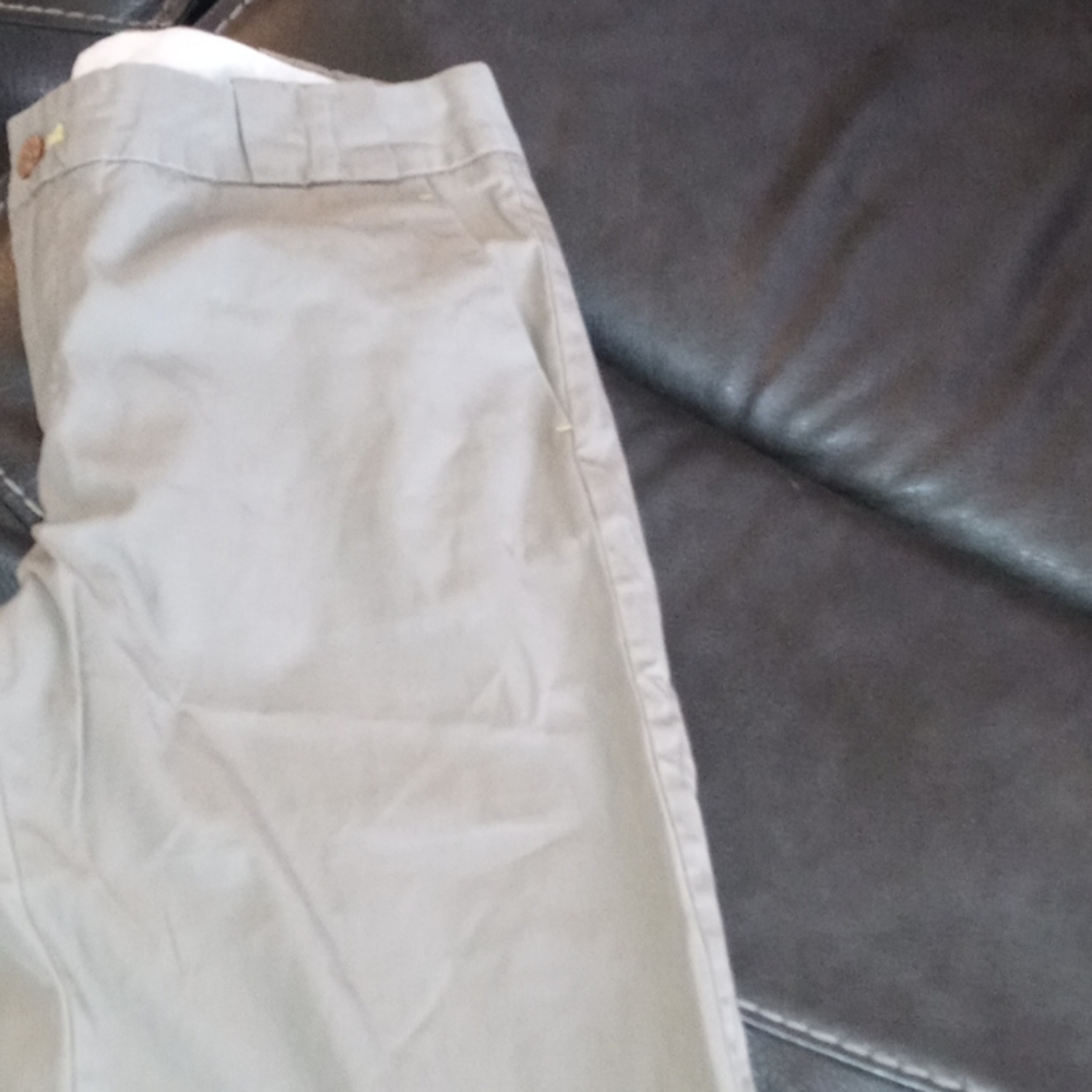 GAP Pants - Picture 3 of 5